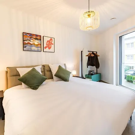 Halternative Rose Apartment