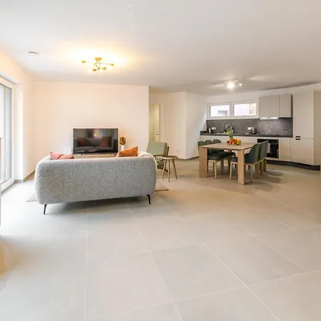 Halternative Rose * Luxembourg