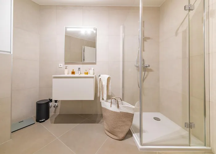 Halternative Rose Apartment *