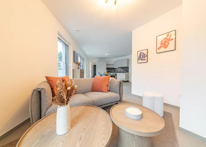 Halternative Rose Apartment