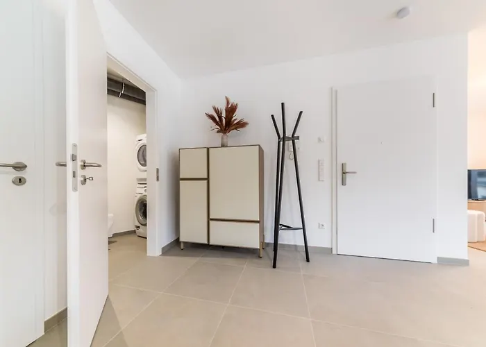 Halternative Rose Apartment